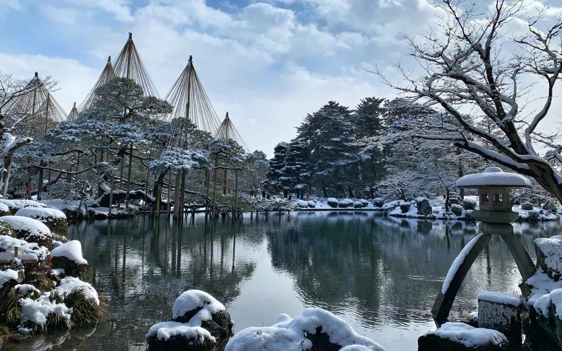 黑部立山雪牆關西5日：白川鄉合掌村與兼六園