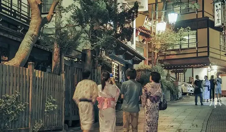 【泉鄉輕旅．百年旬味】 箱根悠閒漫遊與黑毛和牛壽喜燒饗宴 3 日